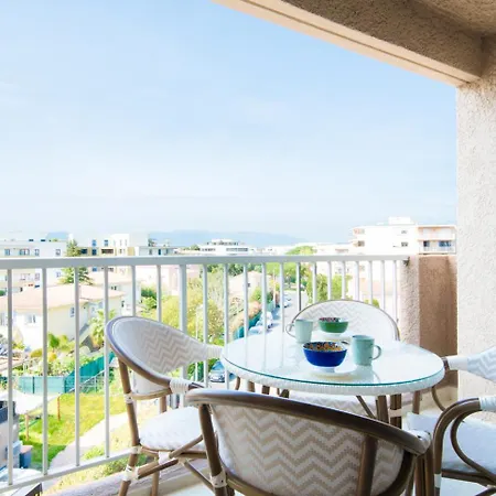2 Chambres, Proche Des Plages, Parking Apartman Fréjus