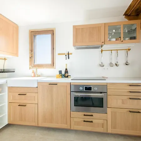 Apartment 2 Chambres, Proche Des Plages, Parking