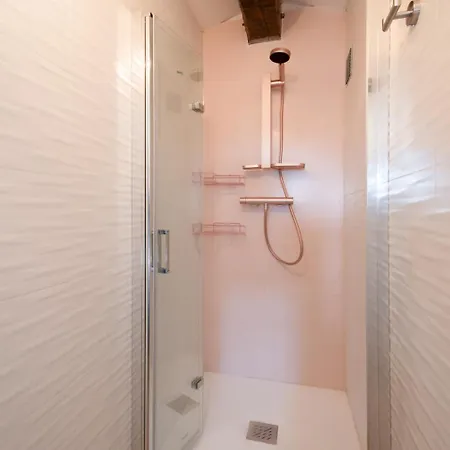 Apartment 2 Chambres, Proche Des Plages, Parking